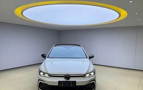 Volkswagen Golf VIII, 2022 год, 2 196 000 рублей, 2 фотография