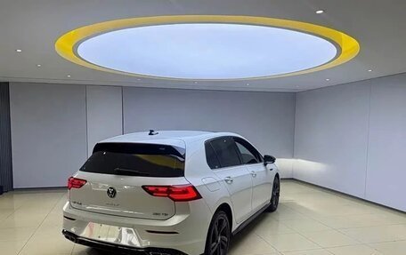 Volkswagen Golf VIII, 2022 год, 2 196 000 рублей, 6 фотография