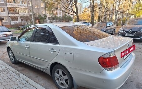 Toyota Camry V40, 2004 год, 760 000 рублей, 4 фотография