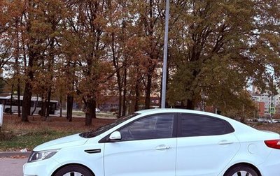 KIA Rio III рестайлинг, 2014 год, 910 000 рублей, 1 фотография