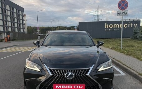 Lexus ES VII, 2022 год, 3 900 000 рублей, 1 фотография