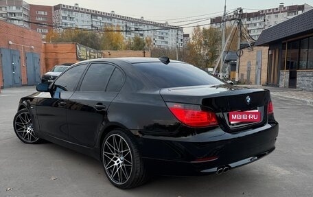 BMW 5 серия, 2007 год, 1 300 000 рублей, 1 фотография