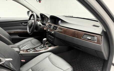 BMW 3 серия, 2011 год, 1 224 000 рублей, 14 фотография
