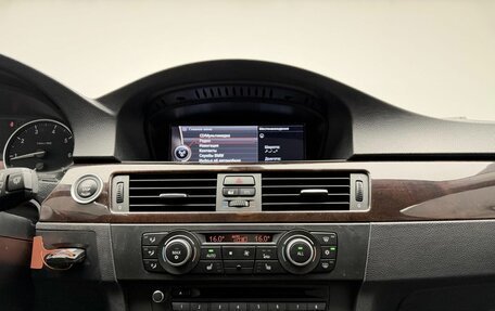 BMW 3 серия, 2011 год, 1 224 000 рублей, 17 фотография