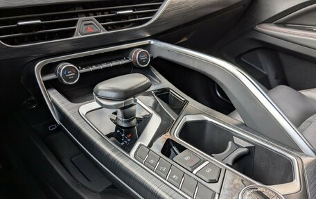 Geely Tugella FY11, 2021 год, 2 490 000 рублей, 4 фотография