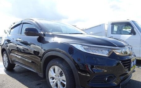 Honda Vezel, 2020 год, 1 470 000 рублей, 2 фотография