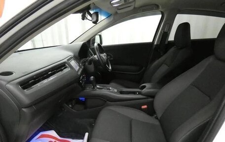 Honda Vezel, 2021 год, 1 520 000 рублей, 16 фотография