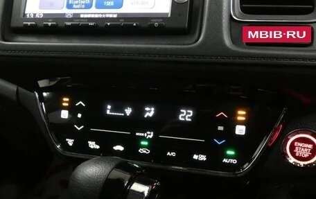 Honda Vezel, 2021 год, 1 520 000 рублей, 8 фотография
