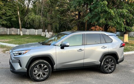 Toyota RAV4, 2022 год, 4 250 000 рублей, 2 фотография