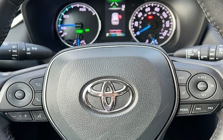 Toyota RAV4, 2022 год, 4 250 000 рублей, 8 фотография