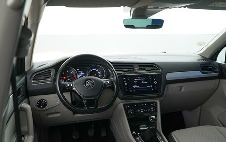 Volkswagen Tiguan II, 2018 год, 2 149 046 рублей, 6 фотография