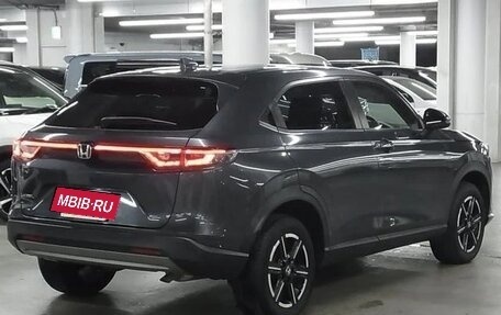Honda Vezel, 2022 год, 1 650 000 рублей, 5 фотография