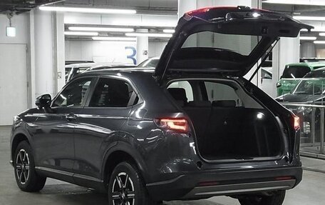Honda Vezel, 2022 год, 1 650 000 рублей, 21 фотография