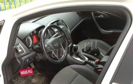 Opel Astra J, 2011 год, 630 000 рублей, 5 фотография