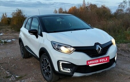 Renault Kaptur I рестайлинг, 2017 год, 1 250 000 рублей, 8 фотография