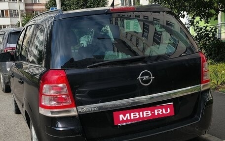 Opel Zafira B, 2011 год, 700 000 рублей, 3 фотография