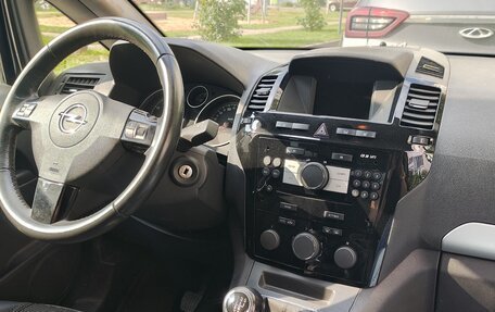 Opel Zafira B, 2011 год, 700 000 рублей, 5 фотография