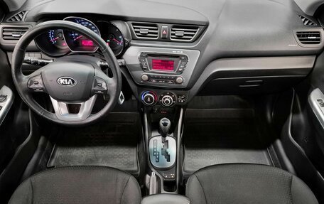 KIA Rio III рестайлинг, 2014 год, 899 000 рублей, 10 фотография