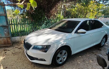 Skoda Superb III рестайлинг, 2018 год, 1 600 000 рублей, 1 фотография
