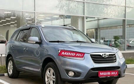 Hyundai Santa Fe III рестайлинг, 2010 год, 950 000 рублей, 1 фотография
