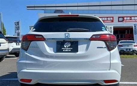 Honda Vezel, 2021 год, 1 472 000 рублей, 5 фотография