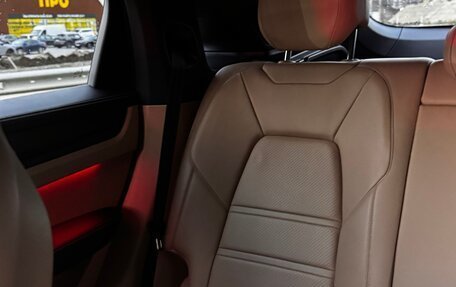 Porsche Cayenne III, 2020 год, 11 000 000 рублей, 16 фотография