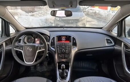Opel Astra J, 2014 год, 750 000 рублей, 4 фотография