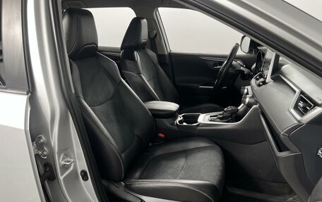 Toyota RAV4, 2020 год, 2 439 900 рублей, 8 фотография