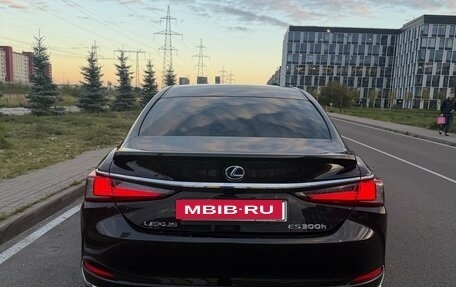 Lexus ES VII, 2022 год, 3 900 000 рублей, 6 фотография