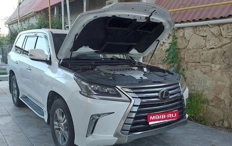Lexus LX III, 2020 год, 11 000 000 рублей, 3 фотография
