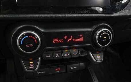 KIA Rio IV, 2021 год, 1 930 000 рублей, 12 фотография