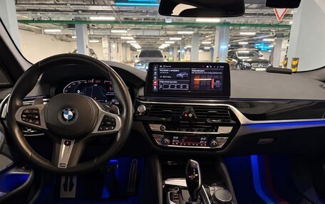 BMW 5 серия, 2022 год, 6 000 000 рублей, 12 фотография