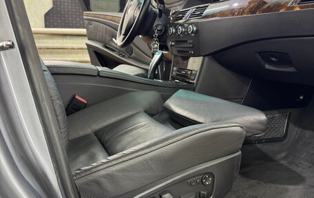 BMW 5 серия, 2007 год, 1 300 000 рублей, 9 фотография