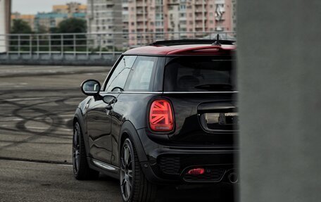 MINI Hatch, 2018 год, 2 450 000 рублей, 6 фотография