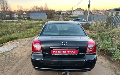 Toyota Avensis III рестайлинг, 2006 год, 720 000 рублей, 3 фотография