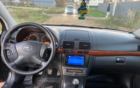 Toyota Avensis III рестайлинг, 2006 год, 720 000 рублей, 13 фотография