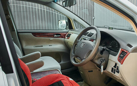 Toyota Ipsum II, 2005 год, 900 000 рублей, 10 фотография