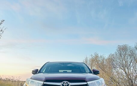 Toyota Highlander III, 2014 год, 2 800 000 рублей, 5 фотография