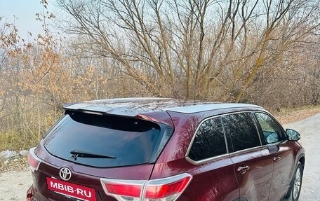 Toyota Highlander III, 2014 год, 2 800 000 рублей, 14 фотография