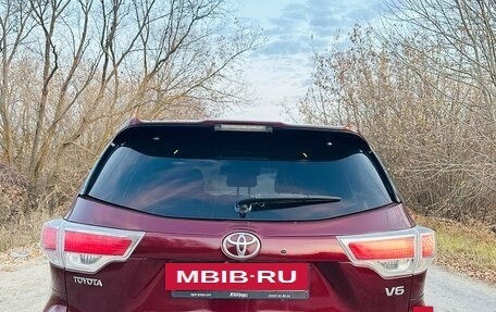 Toyota Highlander III, 2014 год, 2 800 000 рублей, 17 фотография