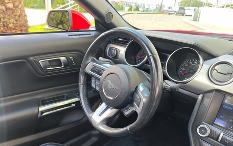 Ford Mustang VI рестайлинг, 2022 год, 3 700 000 рублей, 8 фотография