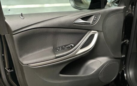 Opel Astra K рестайлинг, 2021 год, 1 300 000 рублей, 37 фотография
