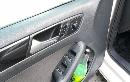 Volkswagen Jetta VII, 2013 год, 624 000 рублей, 7 фотография