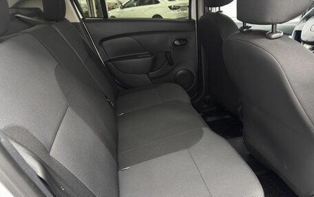 Renault Logan II, 2016 год, 690 000 рублей, 12 фотография