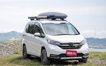 Honda Freed II, 2023 год, 1 215 000 рублей, 2 фотография