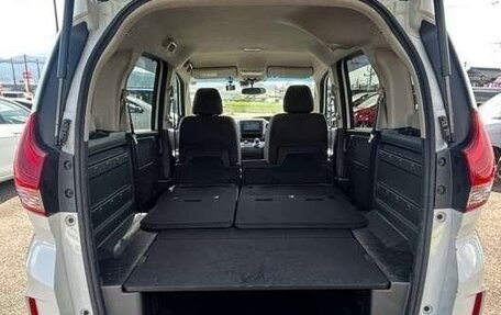 Honda Freed II, 2023 год, 1 215 000 рублей, 14 фотография