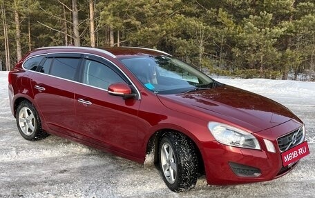 Volvo V60 I, 2012 год, 1 300 000 рублей, 5 фотография