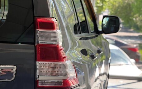 Toyota Land Cruiser Prado 150 рестайлинг, 2013 год, 3 700 000 рублей, 23 фотография