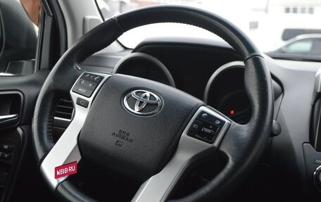 Toyota Land Cruiser Prado 150 рестайлинг, 2013 год, 3 700 000 рублей, 13 фотография