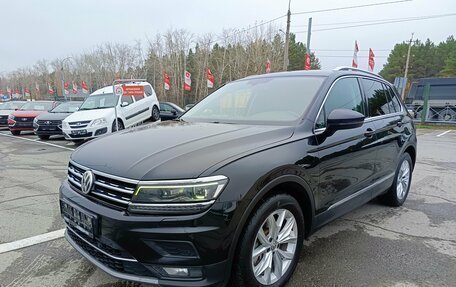 Volkswagen Tiguan II, 2017 год, 2 249 995 рублей, 3 фотография